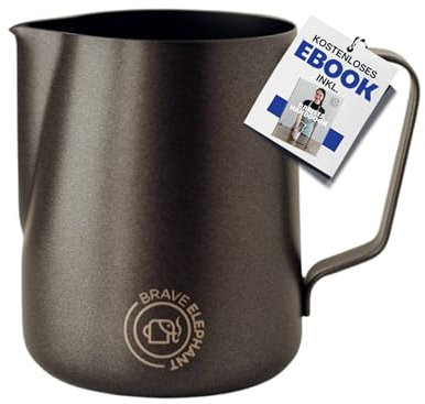 BRAVE ELEPHANT® Milchkännchen Edelstahl 900ml [Black Mat] | Rostfreie Milchkanne Edelstahl für Latte Art | Barista Milchkännchen Teflon beschichtet schwarz | Innovatives Milchschaumkännchen