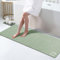 Grand tapis de bain extra long à séchage rapide, super absorbant, envers en caoutchouc antidérapant, pour salle de bain, baignoire, douche, évier, vert sauge (43,2 x 150 cm)