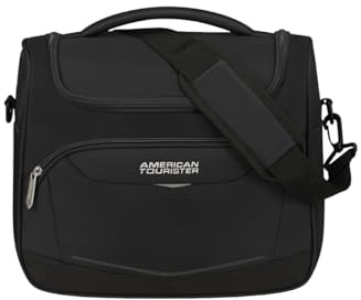 American Tourister Beauty case morbido con tracolla removibile e regolabile. Dispone di un ampio scomparto principale chiuso con zip, tasche interne e divisori. Presenta una tasca frontale chiusa co