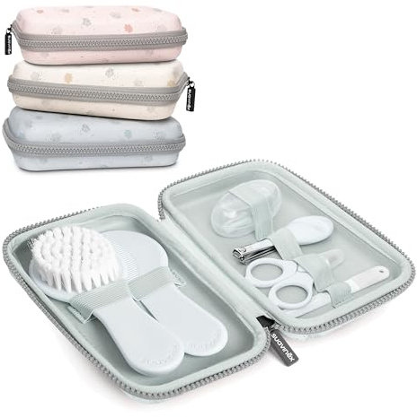 Suavinex, Neceser Set Manicura para Bebés, +0M, Kit Cuidado del Bebé con Cepillo, Peine, Cepillo Dental, Tijeritas, Lima y Cortaúñas. Neceser Impermeable con Cremallera, Azul suave