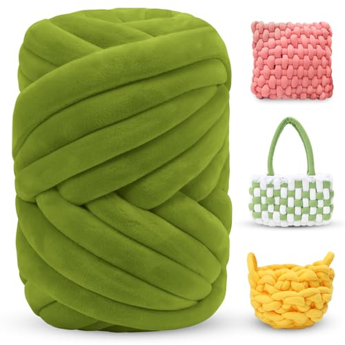 LEREATI Thick Chunky Yarn for Arm Knitting Jumbo Tube Soft Chunky Knit Blanket Velvet Yarn for Crocheting Handbags Hand Knitting Pet Bed Rugs Pillows Crafts (500g, Olive Green)