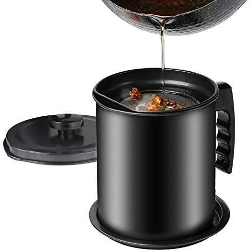 Cambom - Recipiente para grasa de tocino con colador de malla fina, 1.3 L/5.2 tazas, lata de aceite de cocina de hierro con bandeja extraíble para almacenamiento de grasa de cocina