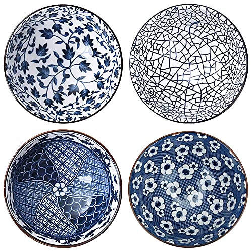 INTIRILIFE Juego de Cuencos de 4 Piezas en una Elegante Caja de Regalo - Juego de vajilla de Porcelana Japonesa en Azul y Blanco