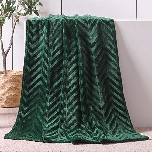 Whale Flotilla Flannel Fleece Throw Blanket for Sofa, 130x150 CM Soft Fluffy Velvet Sofa Blanket with Decorative Chevron Pattern for All Season, Warm and Lightweight, Deep Green
