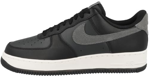 Nike Herren Sneaker Low Air Force 1 '07 LV8 Schwarz 44
