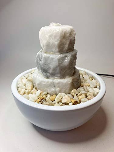 Troester's Brunnenwelt Brunnen Kaskade Aztek mit Pumpe und Zierkiesel, Quellstein aus echtem Marmor, Kleiner edler Tischbrunnen (Weiß)