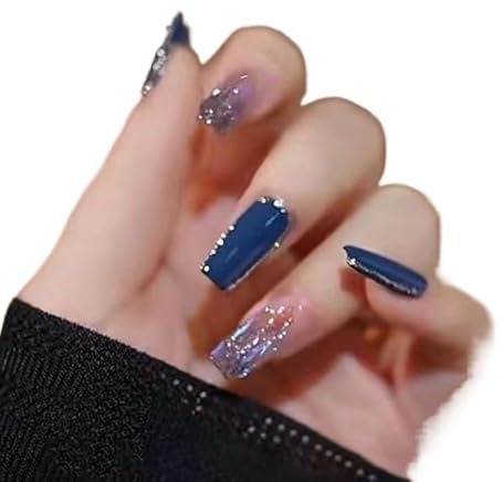 Temperament-enhancing nail art, finished products are customized by hand, and the explosive temperament is long in autumn and winter.(S)