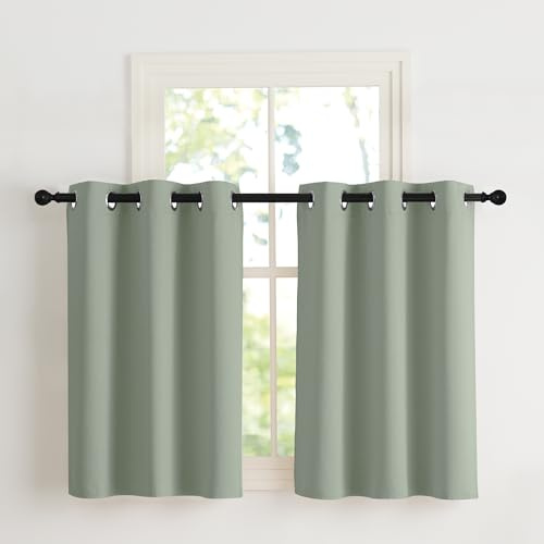 NICETOWN Tende Corte per Finestre Cucina Termiche con Anelli Tenda Oscurante da Interno Cameretta Bambino Decorazione per la Casa 2 Pannelli 107x90 CM Salvia Verde