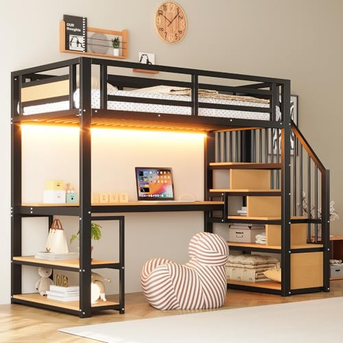 90 x 200 metallvåningssäng, med LED-ljuslist och uttag, med förvaringsstege, hyllor och bord, säkerhetsstaket-design, hög ramsäng i järn med metallram för stabilt stöd, svart