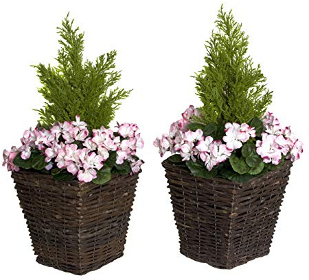 GreenBrokers Lot de 2 Pots de Fleurs artificiels en rotin avec géraniums Roses et cèdre topiaire