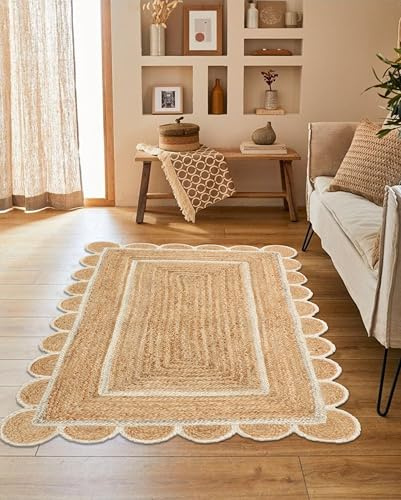 The Home Talk Scalloped Jute Rectangular Rug - Natural Fiber Scallop Rug Rustic Vintage Braided Handwoven Indoor Carpet for Entryway/Kitchen/Frontdoor (Natural & White, 90 x 150 cm)