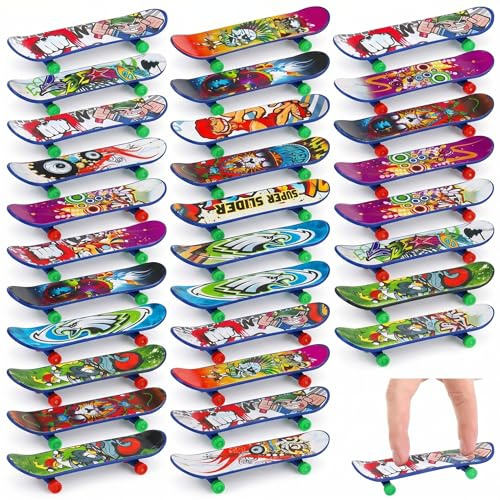 FIQLUL 30 Pezzi Mini Skateboard per Dita, Fingerboard Professionali in Plastica con Motivi Casuali, Gadget Compleanno Bambini e Regalini Fine Festa, Giochi Creativi per Ragazzi e Ragazze