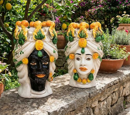 ILAB Coppia teste di moro in ceramica siciliana di caltagirone realizzate e decorate a mano artigianalmente giallo