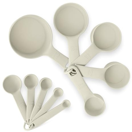 Amazon Basics Messbecher und Löffel, 10-Teiliges Set, Spülmaschinenfest, Leinengrau