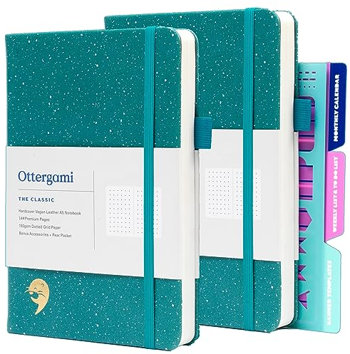 Ottergami Tagebuch-Set, gepunktet, Hardcover, 150 g/m², gepunktetes Notizbuch, A5, Punktraster, Punktraster, 2 Stück, mit Schablonen, Rückentasche und Stifthalter, Grün gesprenkelt
