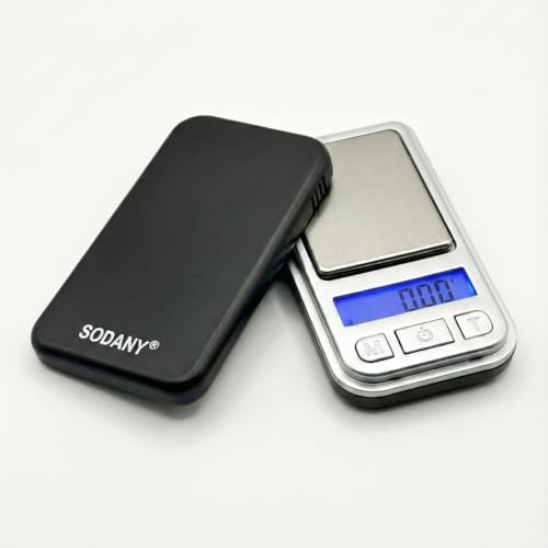 SODANY Mini Báscula Digital Precisión 0.01g - Gramera de Bolsillo para Joyería, Oro y Cocina. Balanza Electrónica Portátil con Funda de Piel, Tapa y Pantalla LCD (7x4cm)