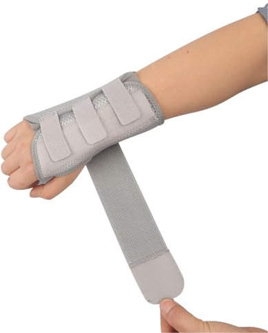 Moonlove Right Hand Carpal Tunnel Wrist Brace Support with Metal Splint Stabilizer, Adjustable Wrist Wrap Protector for Tendonitis, Arthritis, Pain Relief, Compression Band Strap Night Support