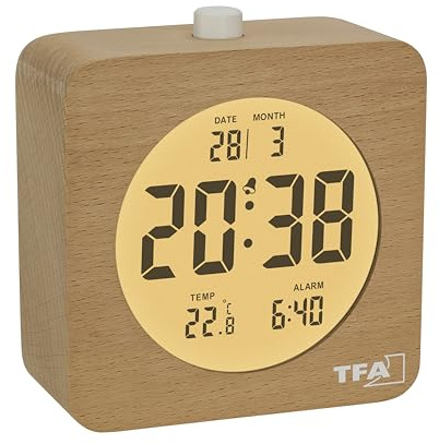 TFA Dostmann Sveglia da comodino digitale in legno con temperatura interna, 60.2049, in legno di faggio, con retroilluminazione, display LCD, alimentazione a batteria, indicatore della data, marrone