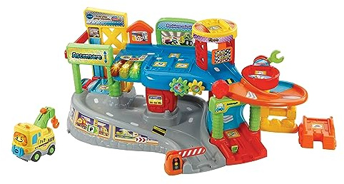 VTech Vroom Vroom Go - Il Mio Primo Garage Interattivo, Pista Macchinine con Garage Parlante, Incluso Veicolo Elettronico per Rimorchio, Pista Macchine con 9 Zone Magiche, Lingua Italiana, 1-5 Anni