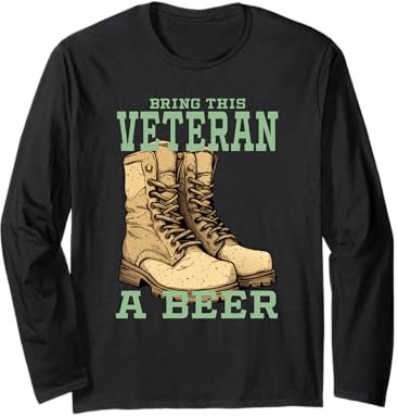 Bière pour les bottes sur le sol Manche Longue