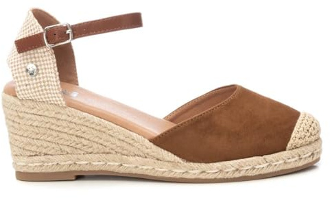 XTI - Sandalias con Cuña Mujer Taupe - Calzado Cómodo y Versátil - Moda casual - Modelo 14074607 (Talla 37)