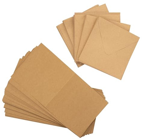Crafter's Companion - Lot de 100 cartes et enveloppes en papier kraft de 12,7 x 12,7 cm - Comprend 50 cartes vierges et 50 enveloppes assorties - Idéal pour une variété d'occasions