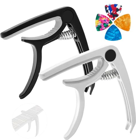 2 stycken universalgitarr capo – svart och vit plast med 4 plektrum tillbehör, lätt och hållbar, universell capo för akustisk, elektrisk, klassisk gitarr och ukulele