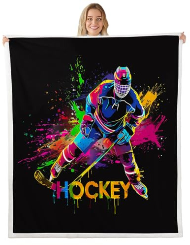 Homewish Couverture 100x130cm Enfant Puck, Plaid Canape Joueur de Hockey, Couverture Polaire pour Garçons Filles Hockey Athlète Silhouette Aquarelle, Jetés de Lit Arc-en-Ciel Graffiti Sports Bleu