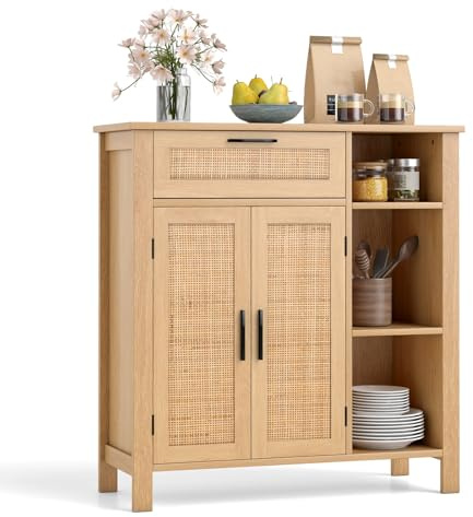 GOPLUS Aparador de Cocina, Armario de Almacenamiento con Cajón, Cubos, Estante Ajustable, Asa, Puerta de Ratán Natural, Panel de Veta de Madera, Mueble de Comedor, Sala de Estar, Estudio