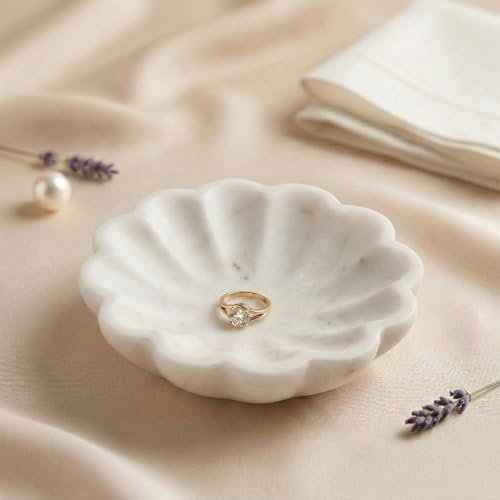SWADESHI BLESSINGS Vassoio per gioielli in marmo realizzato a mano, piatto decorativo per anelli, orecchini, collane, bracciali, portachiavi, regalo per madre, sorella, figlia, amici (5In)