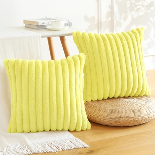 Soleebee 2er Set Plüsch Samt Kissenbezüge, Weiche Künstliche Pelz Dekorativ Kissenbezug Sofa Zierkissenbezüge Dekokissen Kissenhülle Set für Couch Schlafzimmer Zuhause Auto Dekor (60x60cm, Gelb)