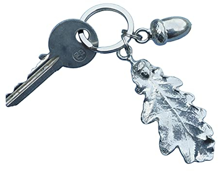 Porte-Clés Feuille de Chêne, Faite Main en Étain, Fabrication Artisanale Française aux Étains de Jumilhac