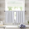 KnSam Scheibengardinen 2er Set Küche Gardinen Blickdicht Fenster Gardine Modern Wellenförmige Textur Kurzstores Elegant Bistrogardinen für Wohnzimmer Weiß B 90 cm x H 60 cm, 2 Stück