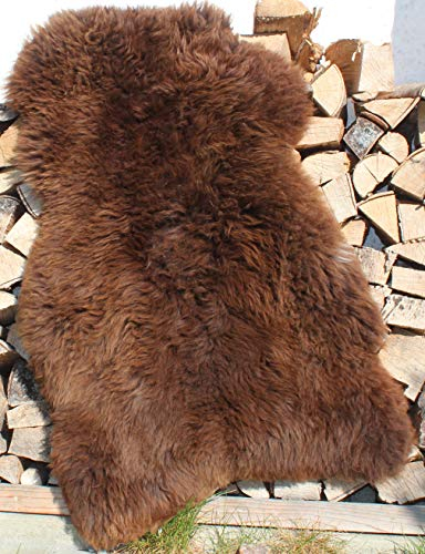 Alpenfell Schaffell Lammfell Merino - Schaffell Echt Groß - Fellteppich - Weich und Flauschig - Fell für Stühle - Lammfell Teppich - 100% Bio - Schaffelle - Dekofell (Braun, 90-100cm)