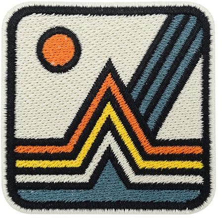 Finally Home Patch zum Aufbügeln - Retro Berg | Adventure Aufnäher Patch, Vintage Outdoor Aufbügelbilder, Berge Patches zum Aufnähen, Sonne Bügel Patches, Mountain Bügelbild, Natur Flicken