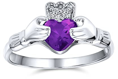 Anello dell'amicizia celtica irlandese BFF Promessa AAA CZ Simulato Ametista Viola Mani e Cuore Claddagh per donne adolescenti in argento sterling .925