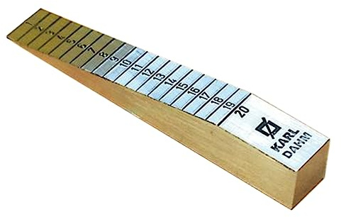 Karl Dahm Estrich-Messkeil aus Vollaluminium – Präzises Messen von Unebenheiten & Neigungen | Maßskala 1–20 mm | Ideal für Fliesenleger & Bodenverleger