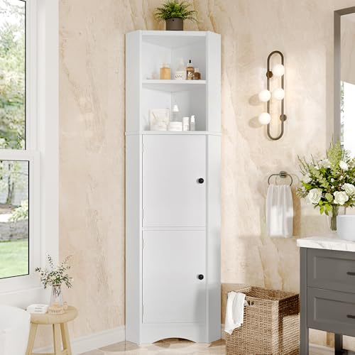 Merax Armario de esquina alto, mueble de baño triangular, pintura resistente a la humedad, dos compartimentos abiertos, dos puertas de armario, divisores ajustables, blanco