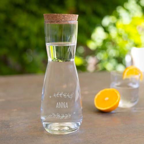 Glaskaraffe mit Gravur - 1 Liter Wasserkaraffe personalisiert mit Namen oder Botschaft und verschiedenen Designs, spülmaschinenfest mit Korkdeckel