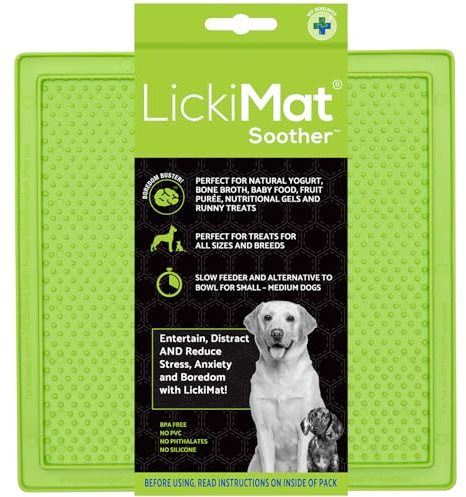 LickiMat Classic Soother, Dog Feeding Mat for Boredom and Anxiety Relief, Ideal for Food, Treats, Yoghurt or Peanut Butter, Lick Mats, Fun Alternative to a Slow Feeder Bowl, Green