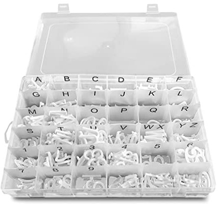 Letterboard Letters – 2,5 cm Buchstaben in Organizer-Etui – vorgeschnittene und sortierte Kunststoff-Figuren 300 Stück – Heimbüro-Schuldekoration – für Filz-Briefbrett