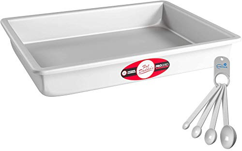 Fat Daddios Sheet Cake Pan, 9 x 13 x 2 Inch, Anodized Aluminum with a Lumintrail Measuring Spoon Set