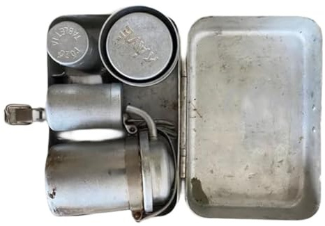 Lawnoval Kit de café de camping de estilo vintage con cafetera espresso y juego de vertido, experiencia de preparación portátil todo en uno en caja de metal, color plateado