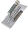Ardex Zahnkelle - Profi Edelstahl Glättekelle - Zahnspachtel zum Verlegen von Fliesen - Ergonomisch Griff - Made in Germany (280 x 130 mm, 0,7 mm, 15 x 15 mm)