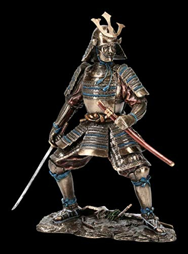 Unbekannt Samurai Figura - Guerriero in Armatura con Due Spade Giapponese Guerriero, Figura-Decorativa, Articolo Decorazione, Bronze.optik, H 23 CM