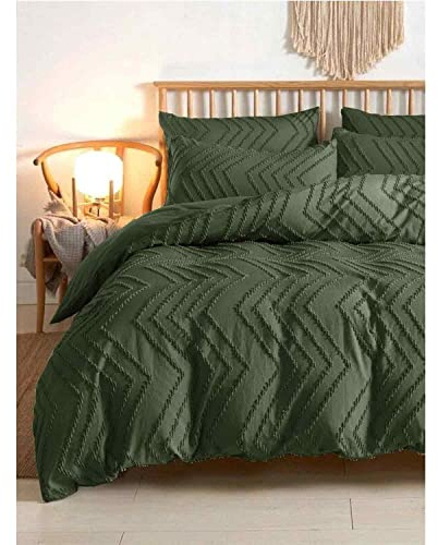 Nanko Olive Green Duvet Cover King Size, 3pc Boho Tufted Microfiber Bedding Comforter Cover Set, All Season Aesthetic Shabby Chic Soft Embroidery Textured Geometric Quilt Cover (104x90)