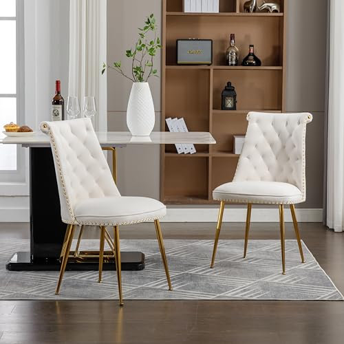 YESGIGA En uppsättning av två mycket mjuka sammetstolar, med en lätt vadderad baksida och gyllene metallben, moderna stolar används i vardagsrum och matsal (beige)
