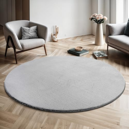 the carpet Relax Moderner Flauschiger Kurzflor Teppich, Anti-Rutsch Unterseite, Waschbar bis 30 Grad, Super Soft, Felloptik, Grau, 120 x 120 cm Rund