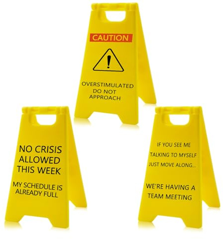 Lot de 3 panneaux d'avertissement amusants « Do Not Overstimulated » - Cadeaux humoristiques pour collègues, patrons, amis, hommes, femmes, réunion d'équipe, décoration de bureau, enseignant