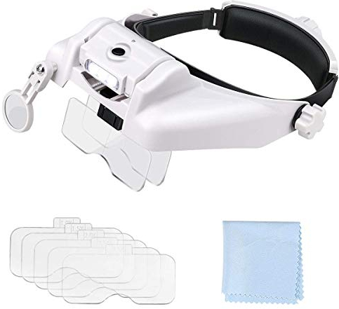 Lupenbrille mit Licht, Powcan Hände Frei Kopfband Lupen Standlupe mit 3 LED lichts für Hobby,Denest,Elektriker,Juweliere,Nähen,Handwerk,und ältere Menschen 6 Wechselobjektive (1.0X bis 3.5X,6X)
